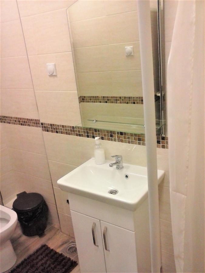 Apartman Veljic Nis Bagian luar foto